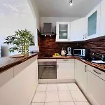 Chez Michele - 2 Prs - Sea View - Air Conditioning Apartment