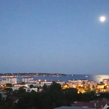 Apartment Chez Michele - 2 Prs - Sea View - Air Conditioning